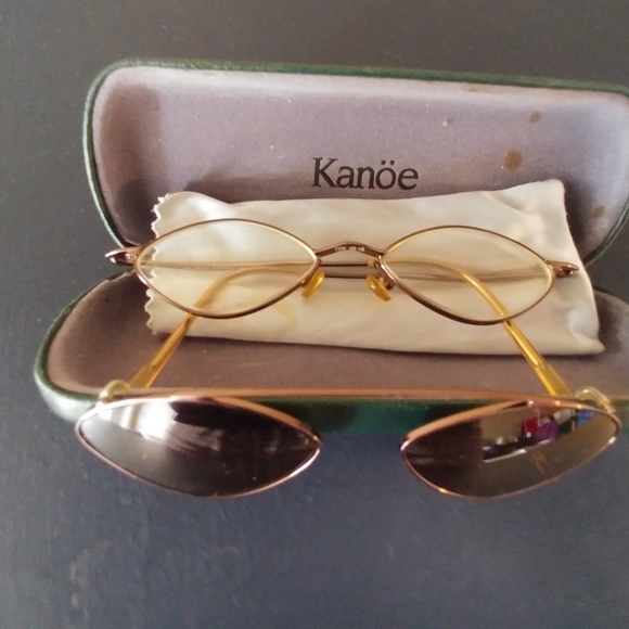 Y2K Eyeglasses with clip on sunglasses - Picture 3 of 3